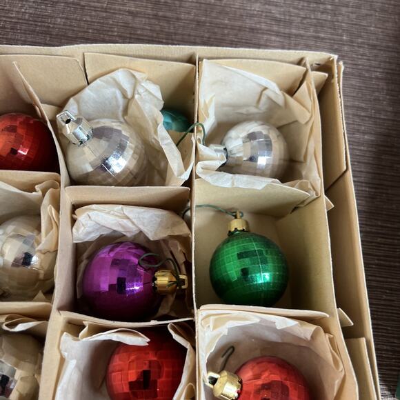 Fantasia Mini Mirror Ball Ornaments – Set of 12 – Poland – Vintage - Picture 13 of 14